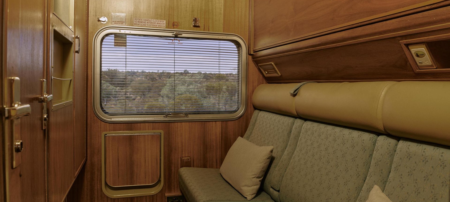 JBR-Aust-by-Train-Accommodation-Gold-Twin-Cabin-94