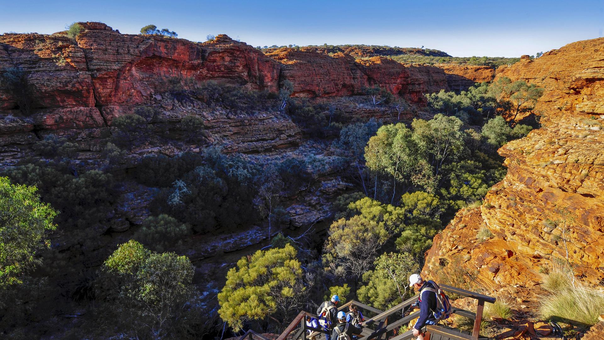 OS-Experience-Red-Centre-60